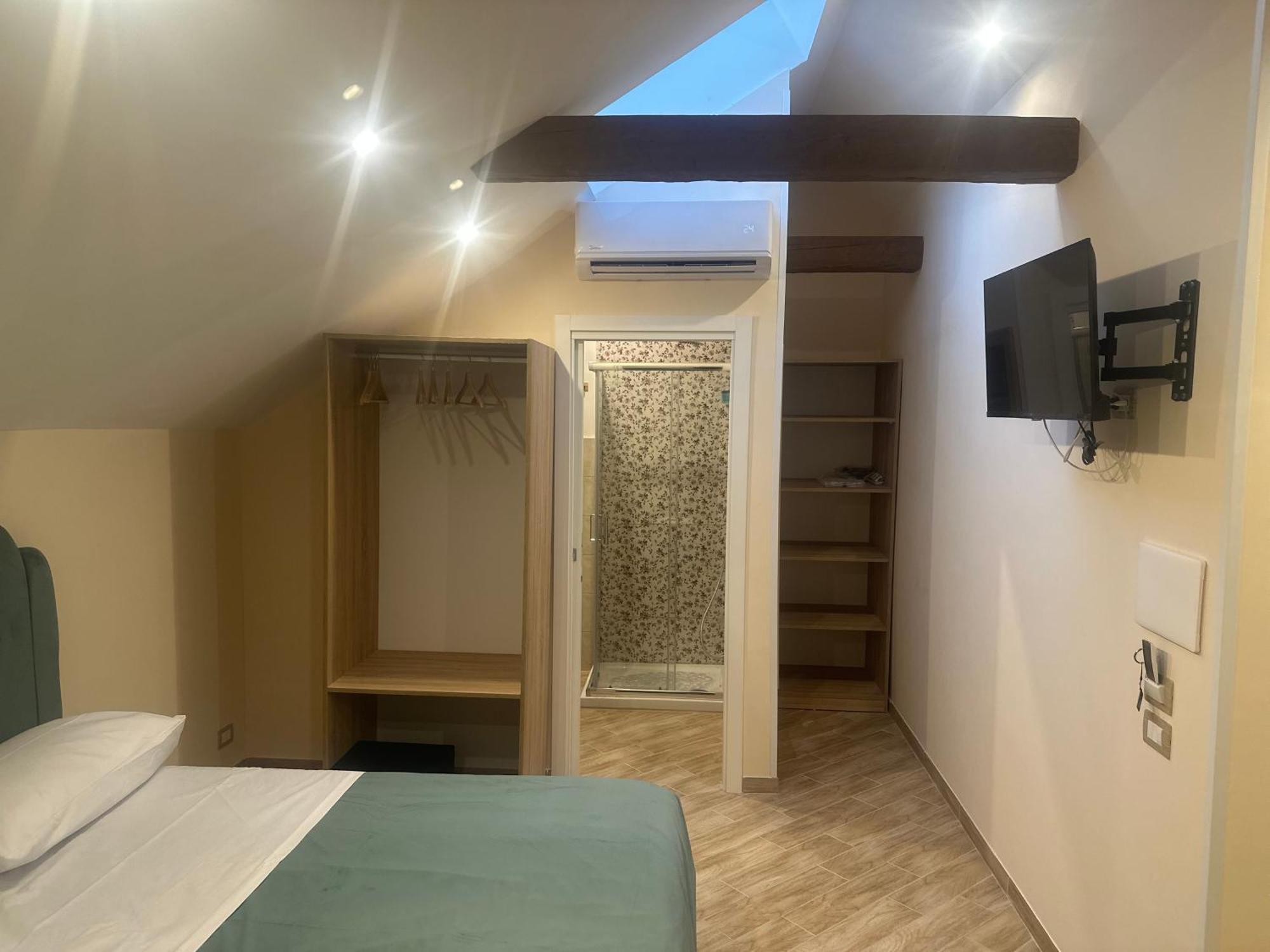 Attic Room Неаполь Экстерьер фото