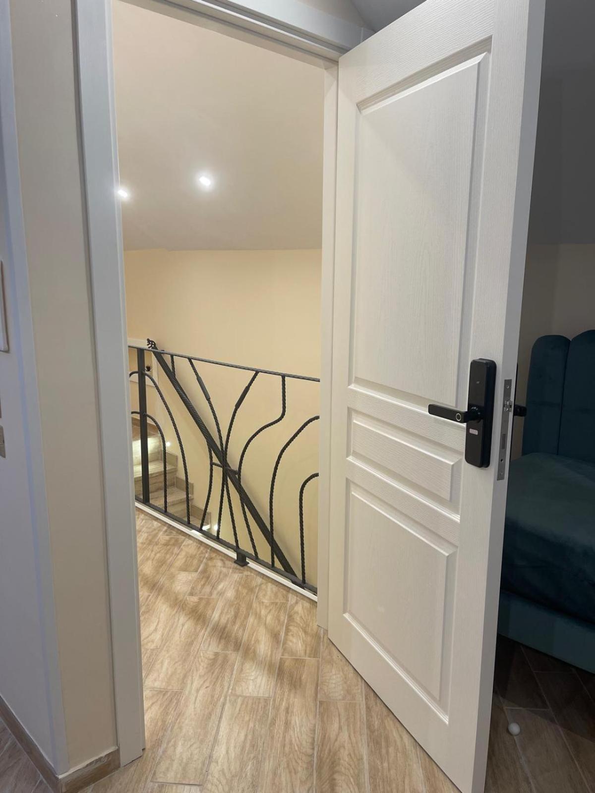 Attic Room Неаполь Экстерьер фото