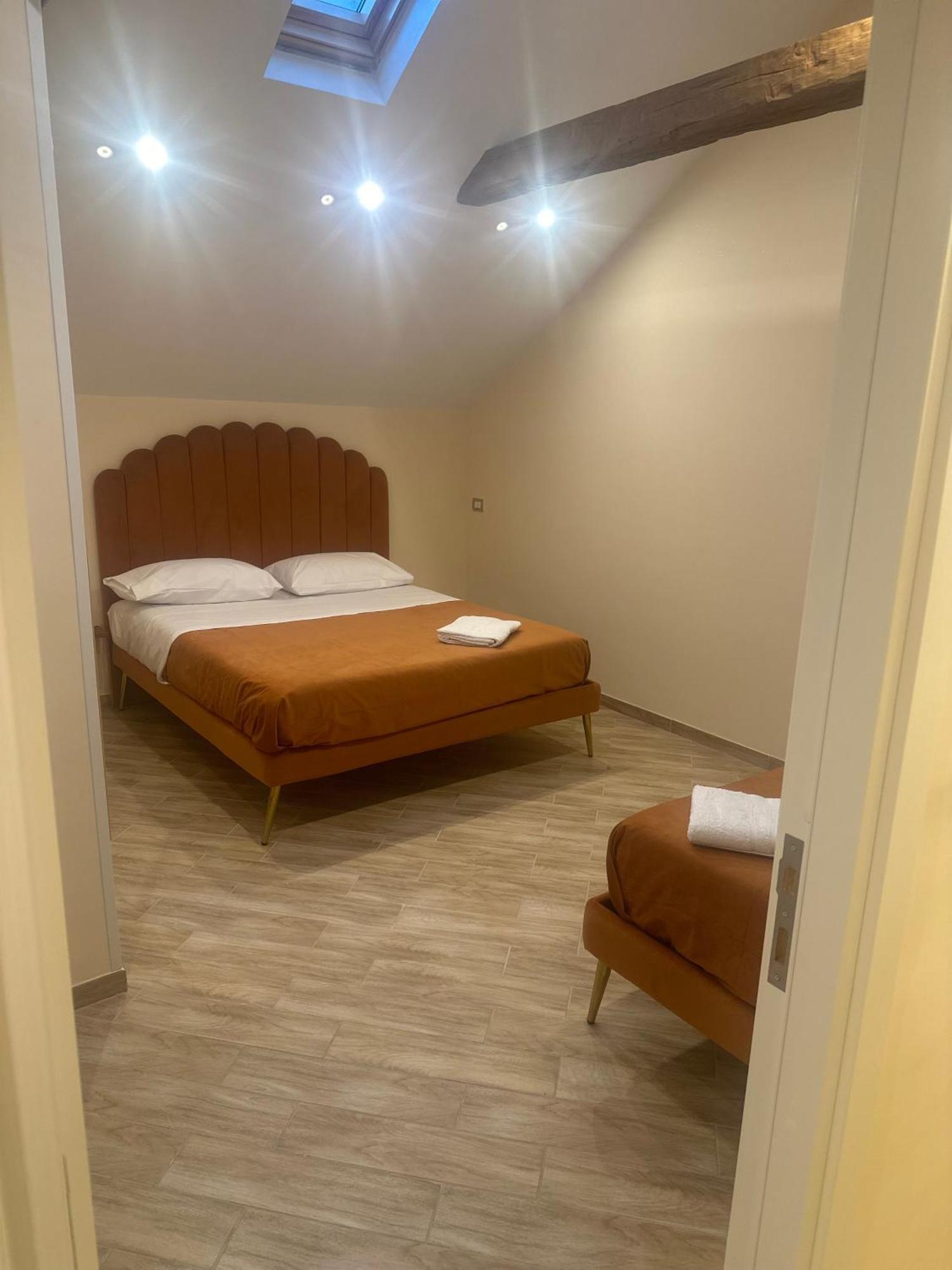 Attic Room Неаполь Экстерьер фото