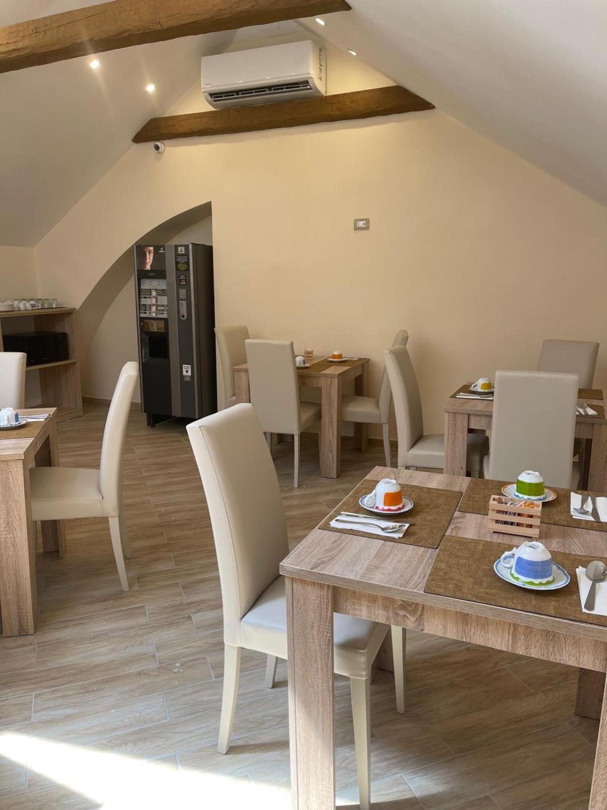 Attic Room Неаполь Экстерьер фото